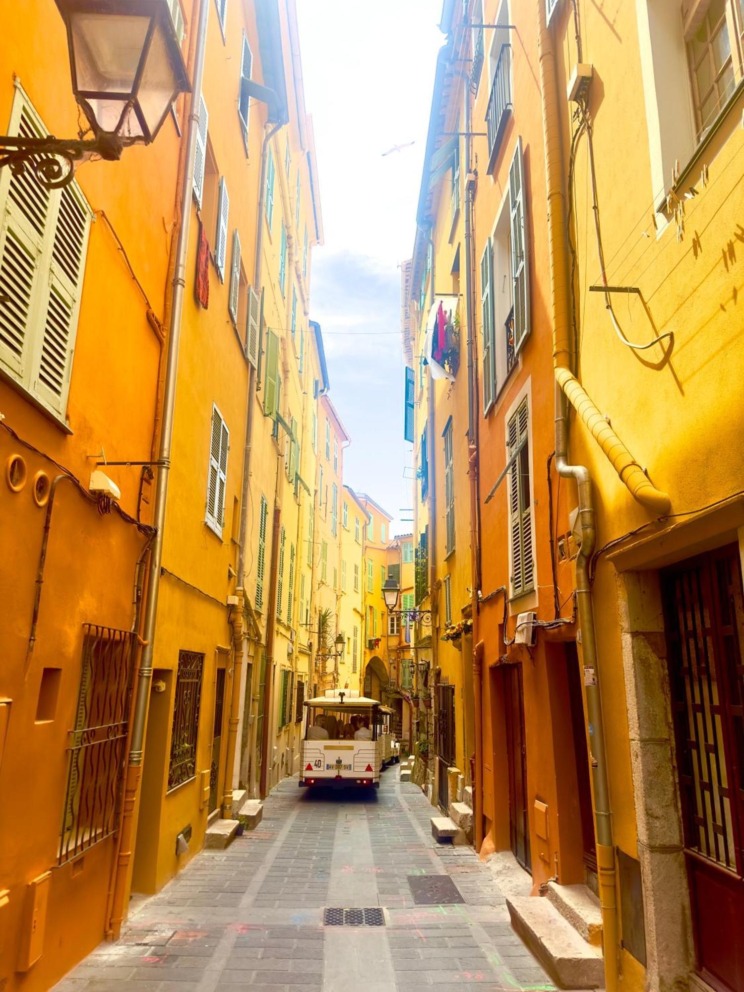 Old Town Apartment Menton