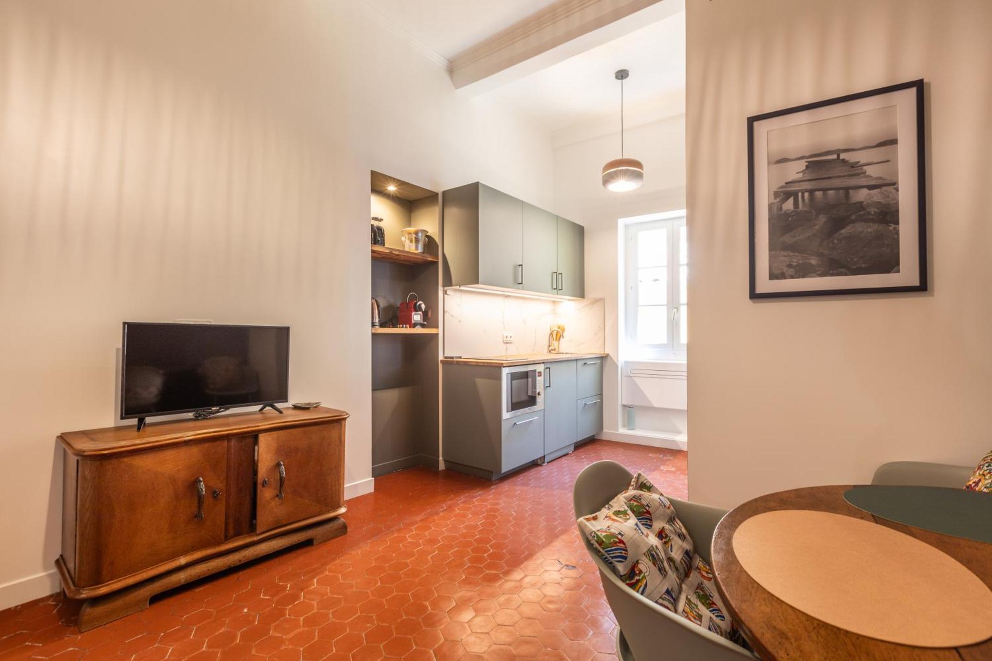 Old Town Apartment
